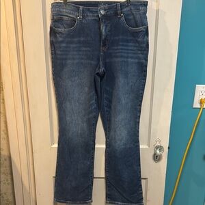 Maurice’s size 14r high-rise curvy